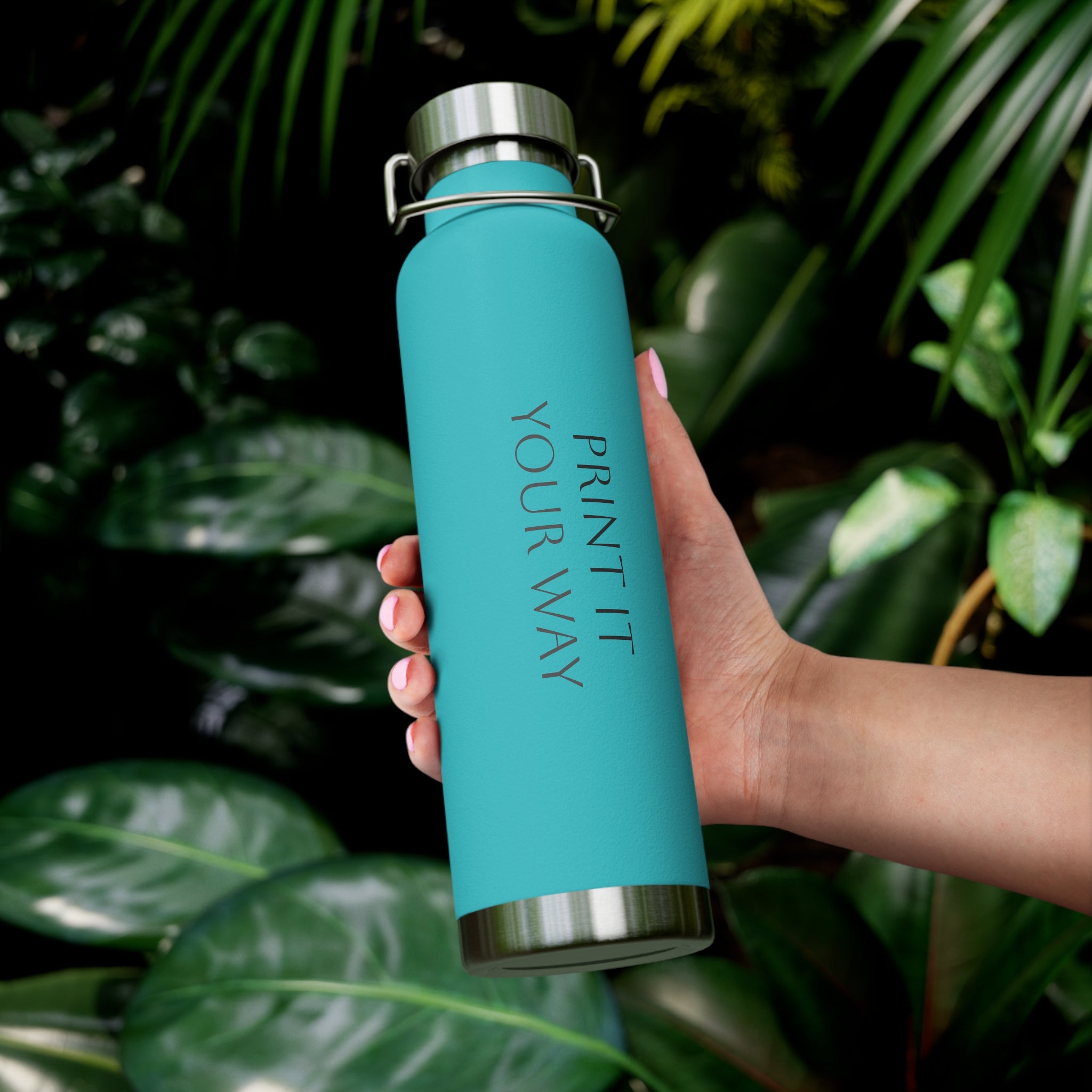 Insulated Water Bottle - Copper Vacuum 22oz, Eco-Friendly Drinkware, Stylish Bottle for Active Lifestyles