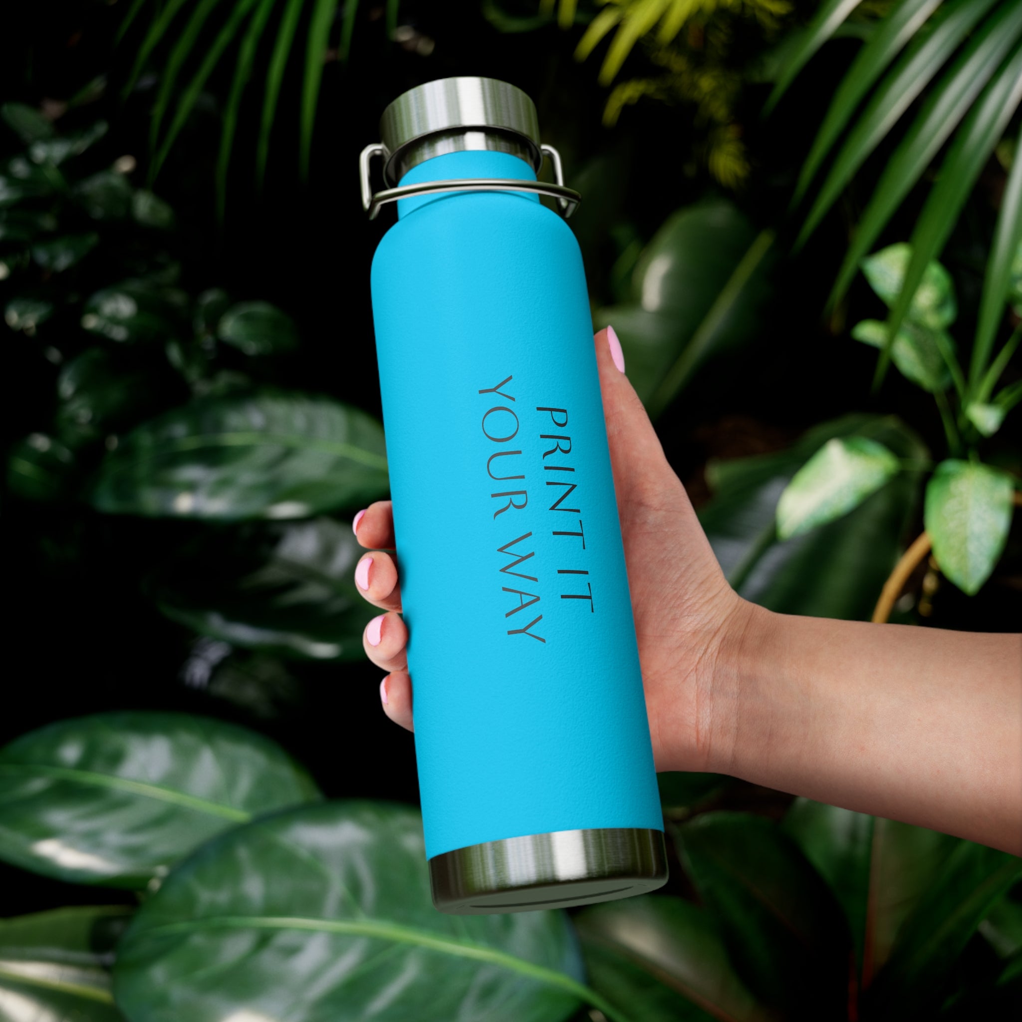 Insulated Water Bottle - Copper Vacuum 22oz, Eco-Friendly Drinkware, Stylish Bottle for Active Lifestyles