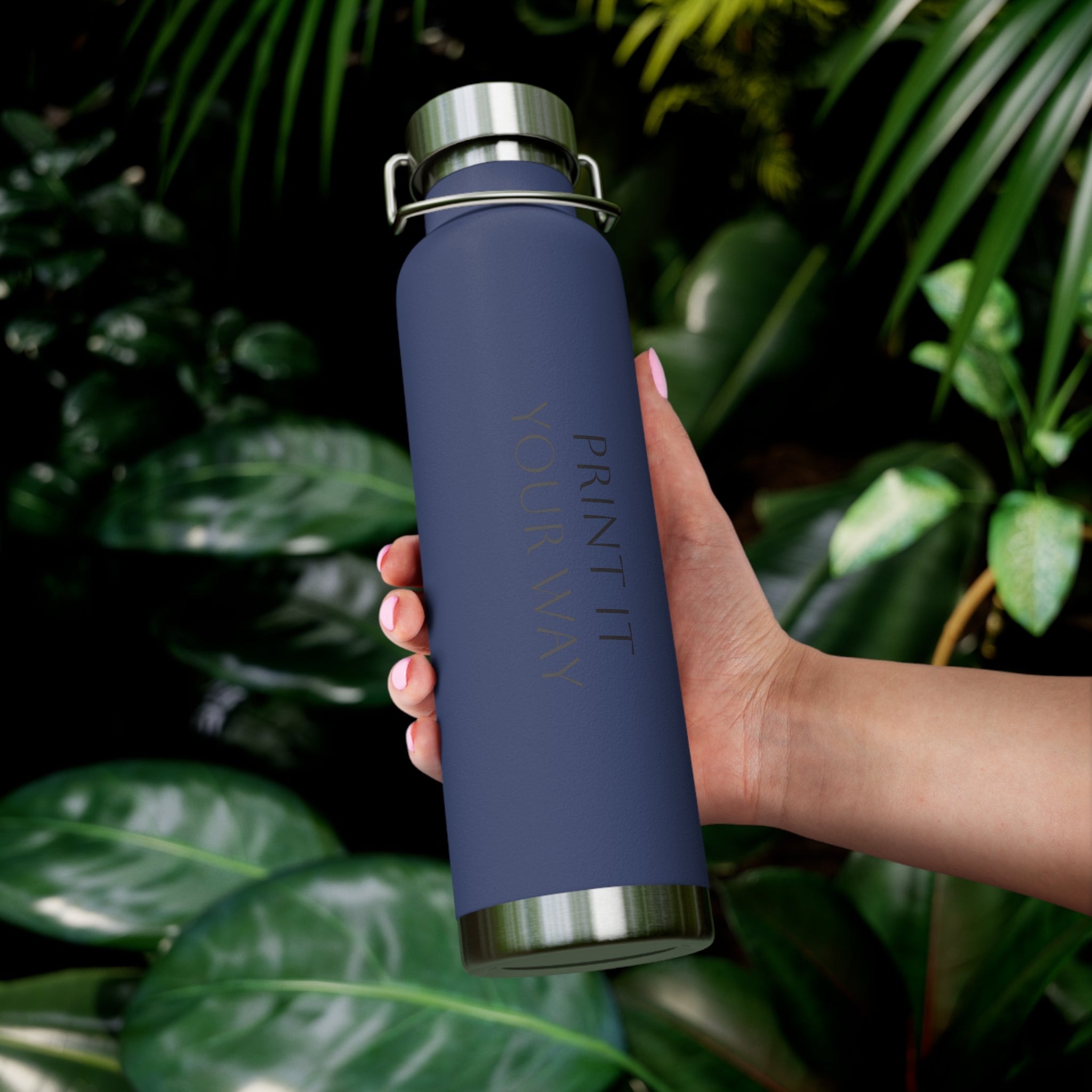 Insulated Water Bottle - Copper Vacuum 22oz, Eco-Friendly Drinkware, Stylish Bottle for Active Lifestyles
