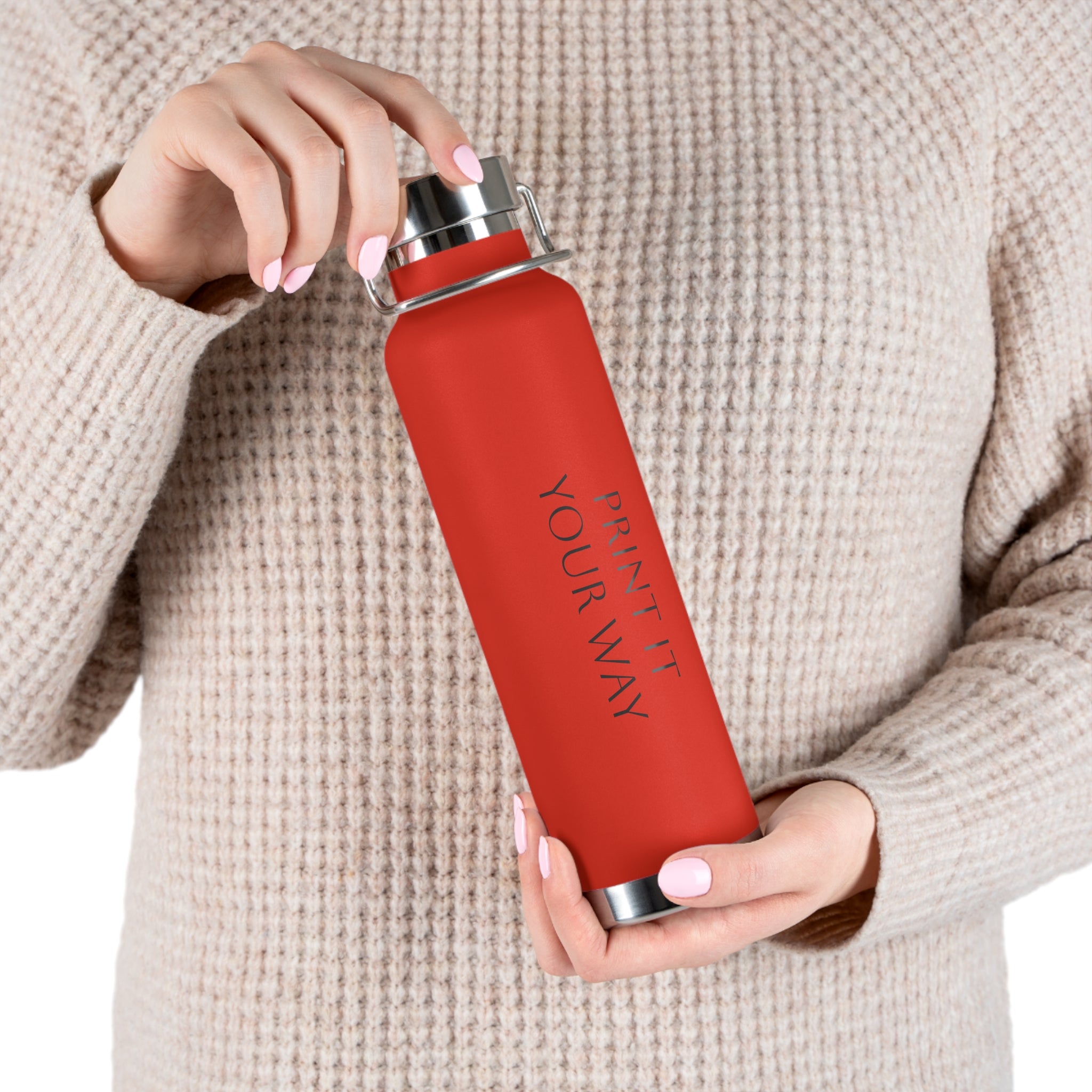 Insulated Water Bottle - Copper Vacuum 22oz, Eco-Friendly Drinkware, Stylish Bottle for Active Lifestyles